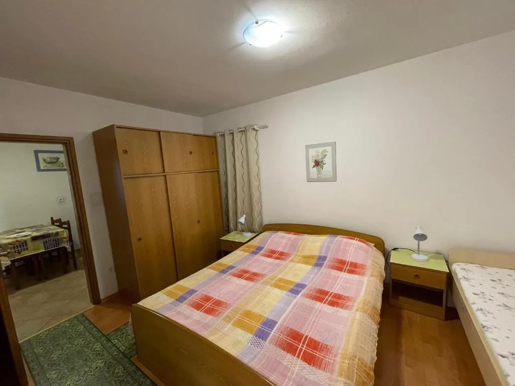 Apartman s balkonom - fotografija 5