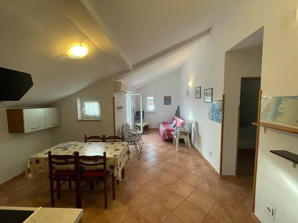 Apartman s 2 spavaće sobe i pogledom na more - fotografija 2